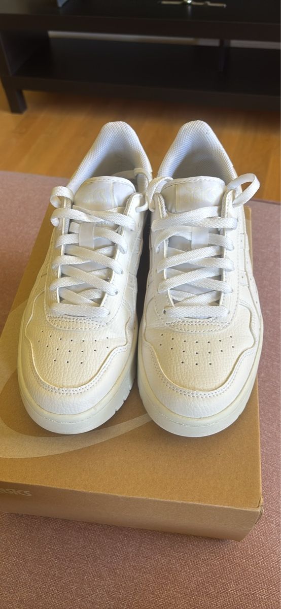 Asics Scarpe da donna: ASICS Japan SP EU 39,5 – Nuovo (secondo la descrizione) da Château-d'Oex venduto da rob_h8g8