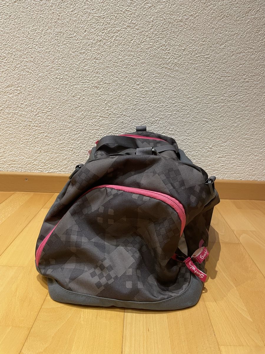 Satch Borse da donna: Satch Sporttasche – Usato da Rorschach venduto da _.sabrina.r._ 2