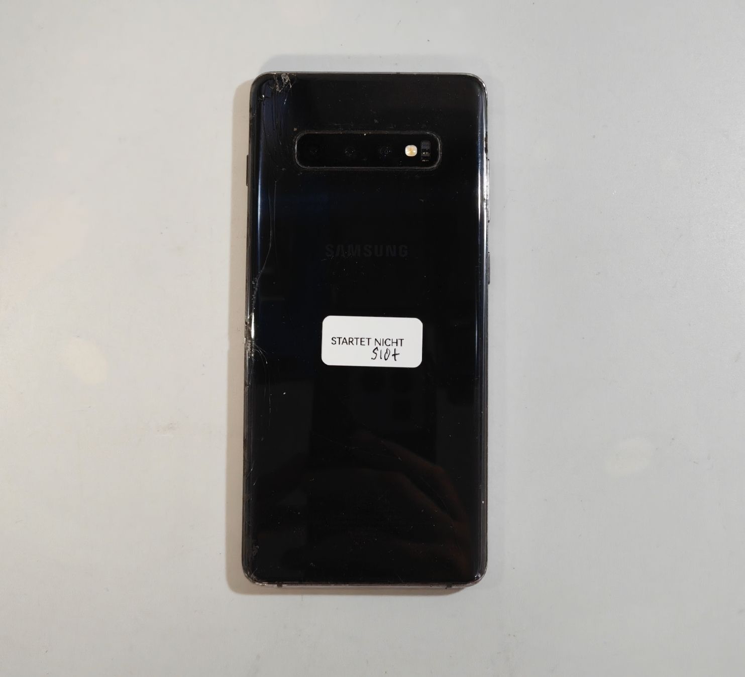 Samsung Portables: Samsung Galaxy S10 Plus – Défectueux à Ehrendingen par Rocky985 1