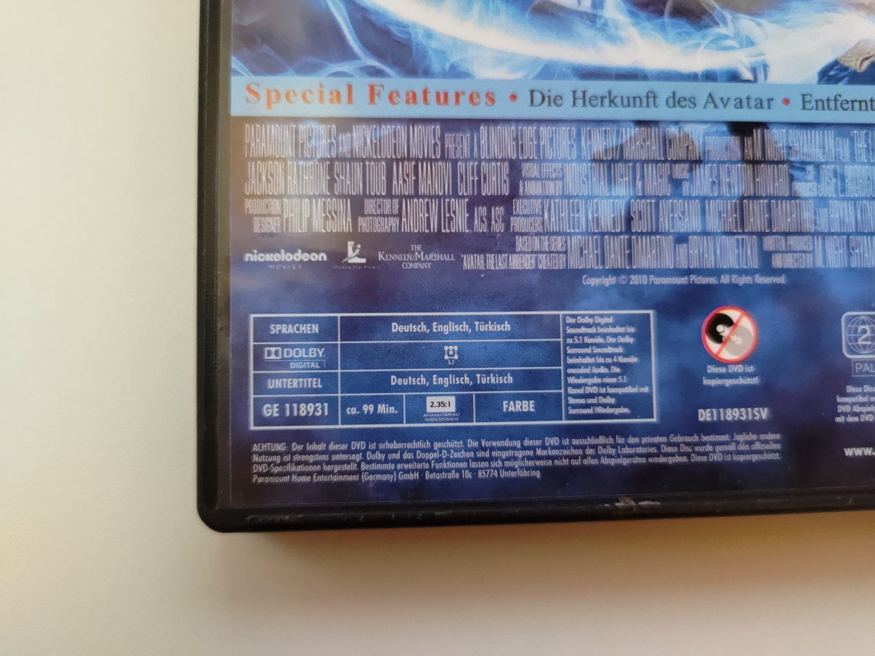Tutti i DVDs: Die Legende von Aang – Usato da Liestal venduto da Kratzilla 3