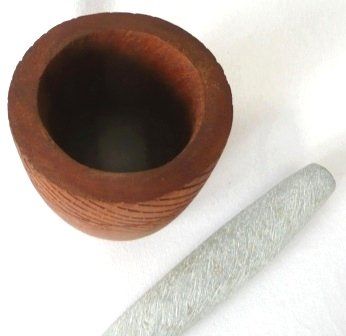 Altro per cucinare: Mörser - Holz mit Steinstössel – Nuovo e nell'imballaggio originale da Mauren venduto da Yeelen 3