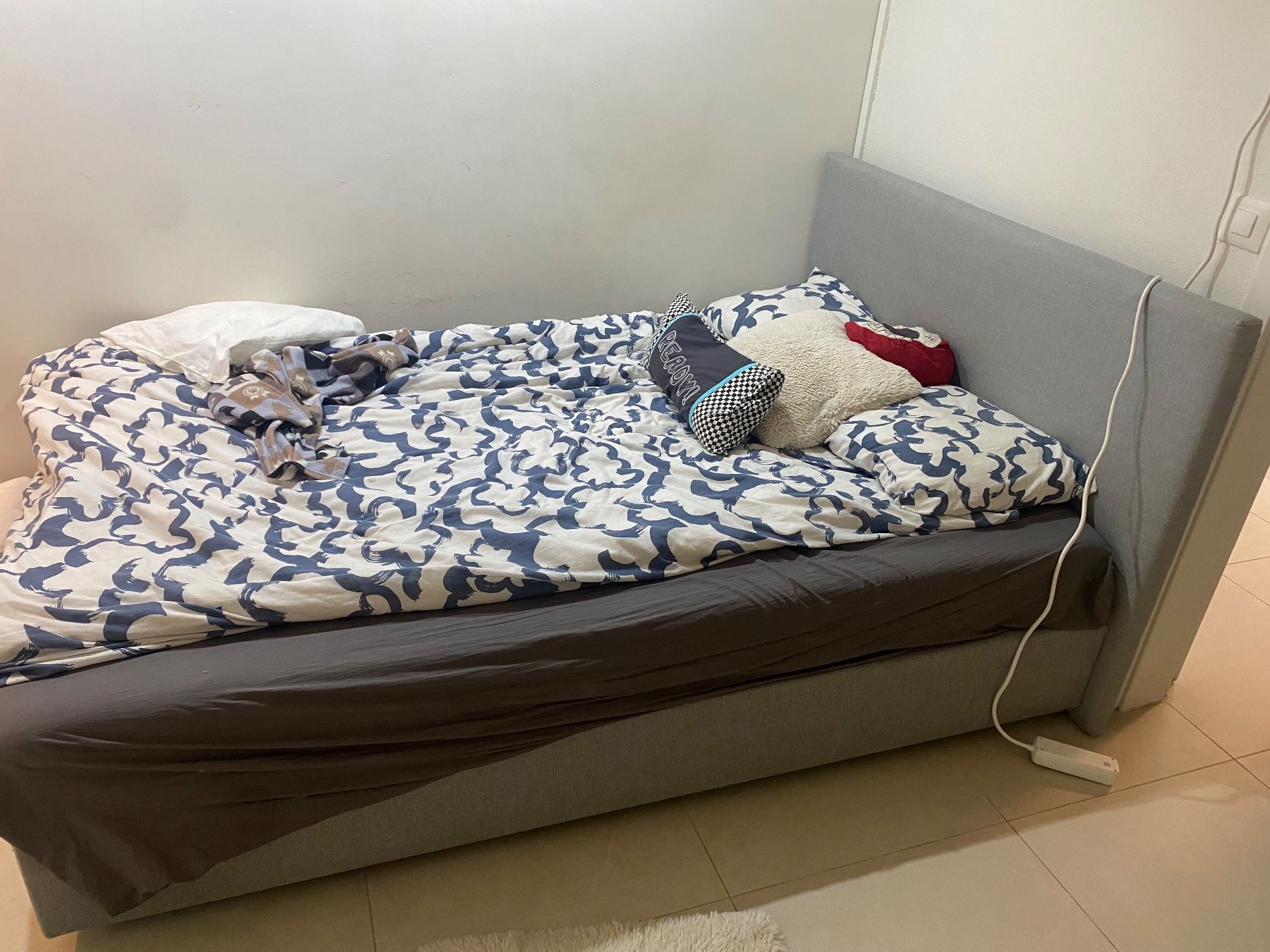 Letti: Bett 140x200 – Usato da Zürich venduto da dom_g5nv 1