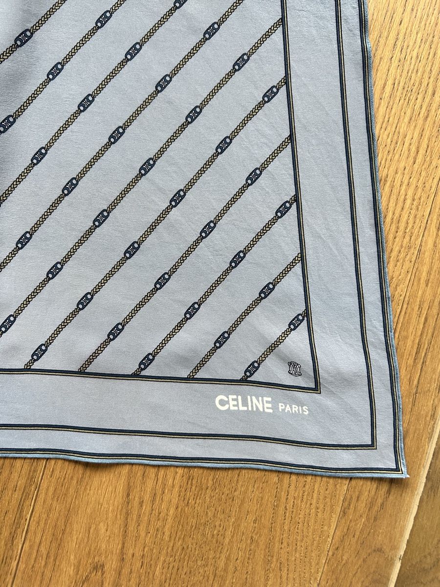 Celine Foulard & Sciarpe: Foulard Celine Paris 65x65 – Usato da Lully VD venduto da Garance040