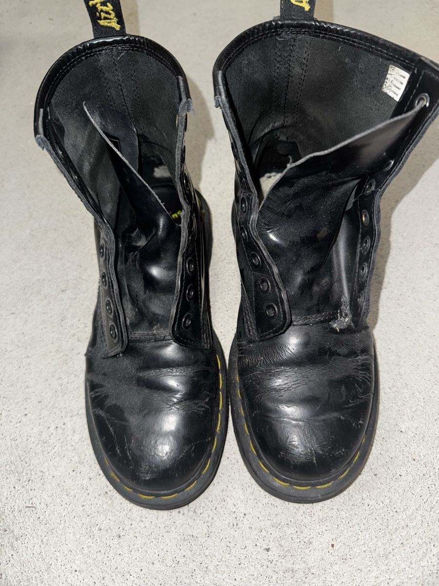 Dr. Martens Herrenschuhe: Dr. Martens Lederstiefel, Gr.38, – Gebraucht aus Zürich von alb_9xcn