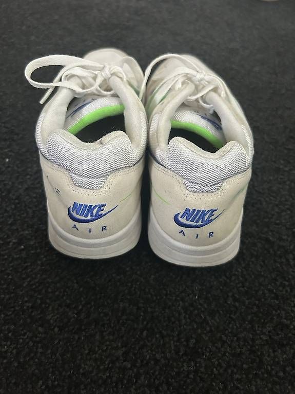 Scarpe da uomo: NIKE AIR MAX SNEAKERS EU 43 – Usato da Niederhelfenschwil venduto da Mileko 2