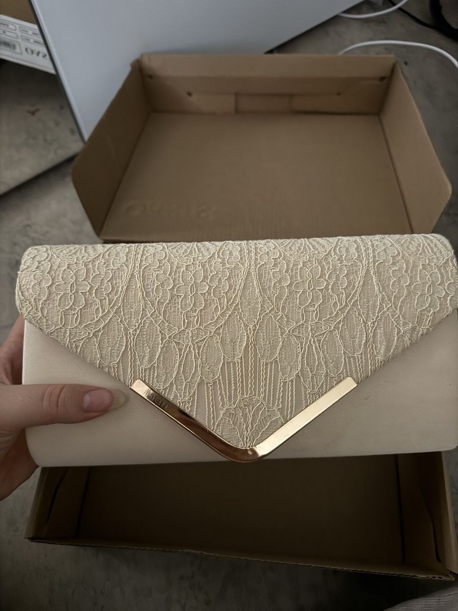 Borse da donna: Mascara Clutch, creme, Gold, mit Kette – Usato da Pfäffikon ZH venduto da Tetu.33 2