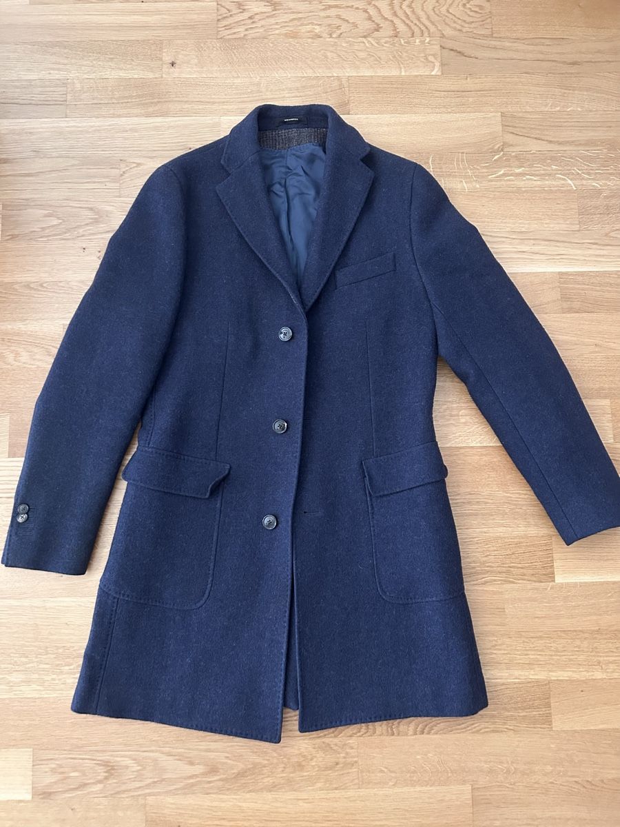 Massimo Dutti Manteaux: Massimo Dutti Coat Navy Blue Wool Blend Limited Edition  – D'occasion à Morges par ala_j6mq
