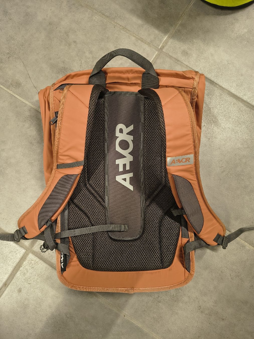 Aevor Zaini: AEVOR DAYPACK 18 – Nuovo (secondo la descrizione) da Tegna venduto da van_9cdw 1