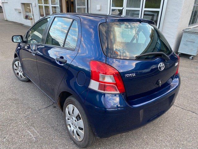 Toyota Automobili: Toyota Yaris 1.0 – Usato da Ibach venduto da garagereichlin 2