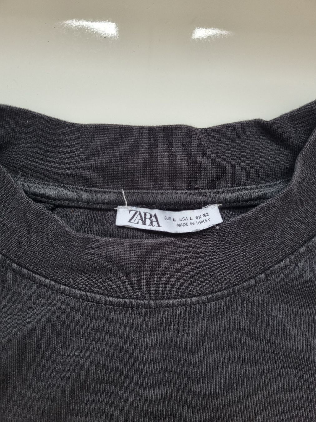 Zara T-shirt: Zara Tshirt Grösse L – Usato da Turbenthal venduto da Julicardo 2