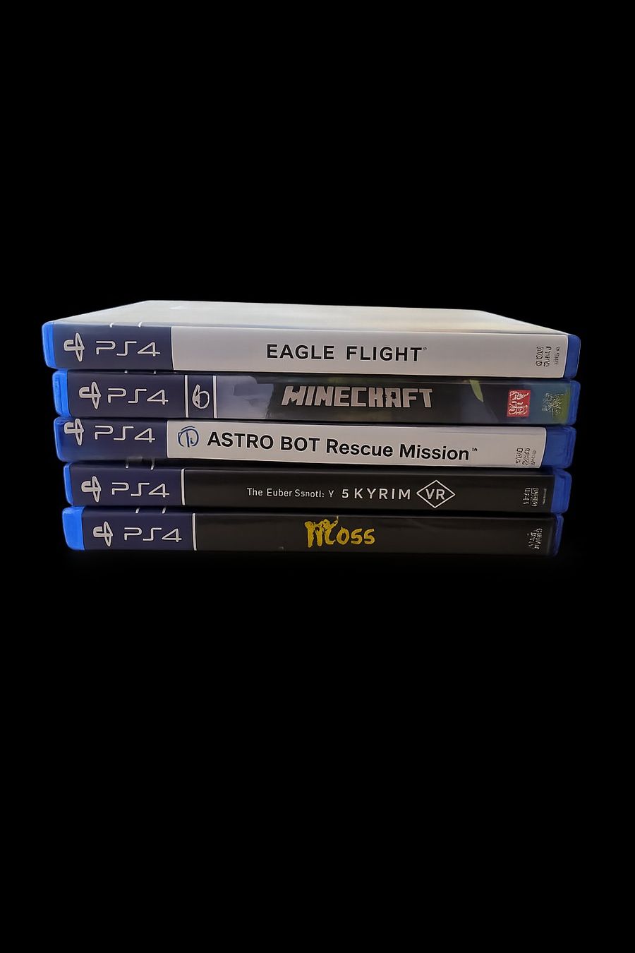 Spiele: PS4 Spiele: Eagle Flight, Minecraft, Astro Bot, Skyrim, Moss – Gebraucht aus Seewis Dorf von car_8zkr