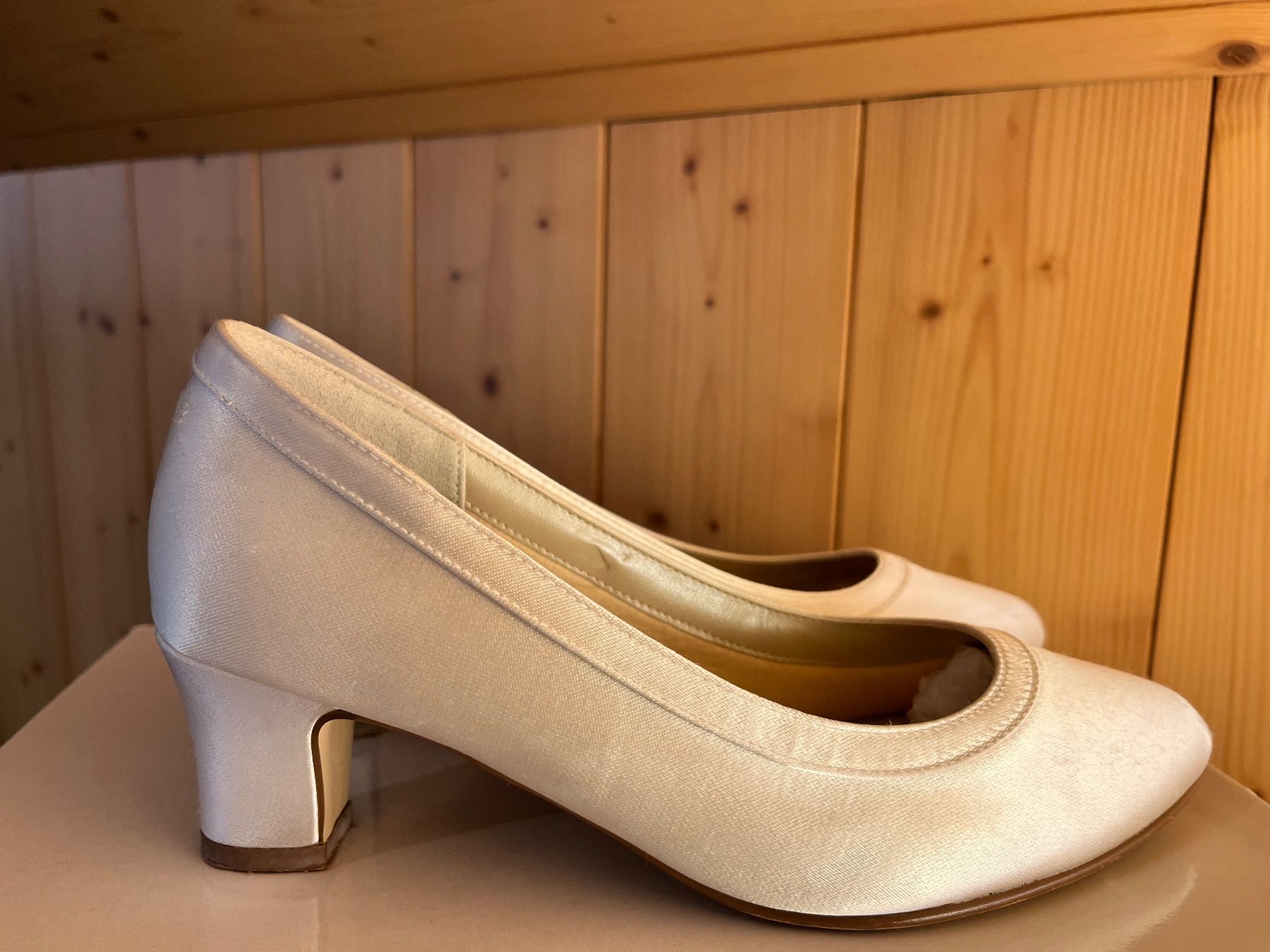 Scarpe da donna: Hochzeitsschuhe Gr. 36 – Usato da Brienz BE venduto da wederno01 2