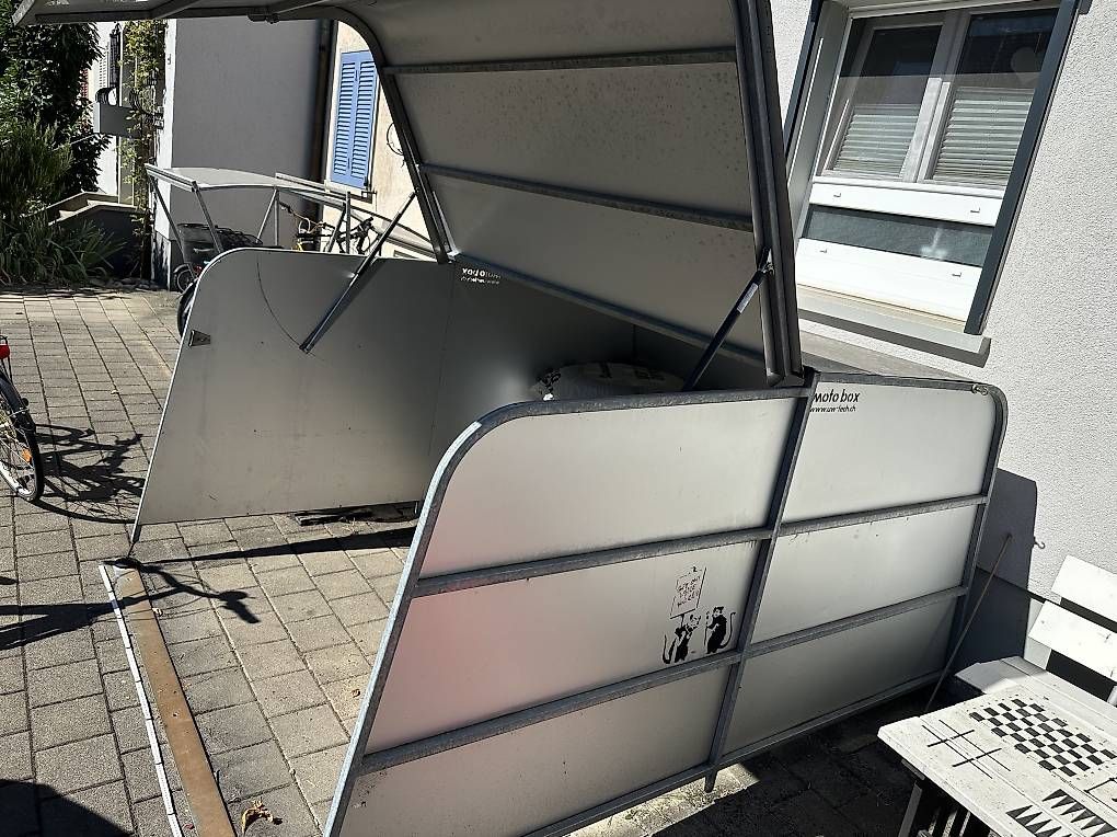 Abris: VeloBox Moto Box – D'occasion à Muttenz par anna123 2