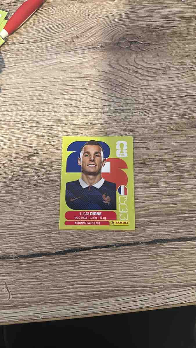 Panini Sammelbilder & Trading cards: Panini Stickeralbum Lucas Digne neu – Gebraucht aus Ostermundigen von Tcg-Lego-Store