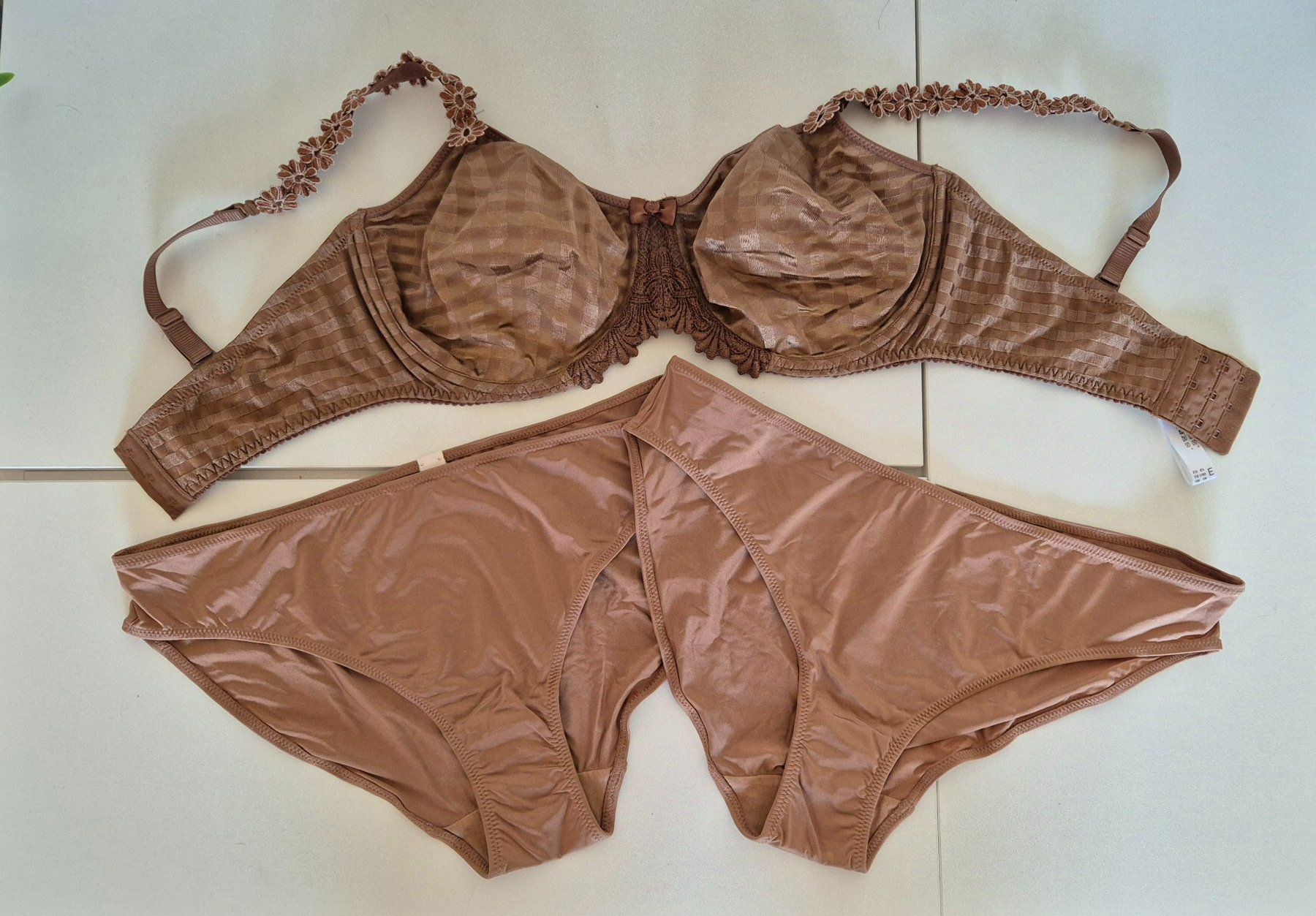 Marie Jo Autres dessous: MARIE JO BH GR 85 E 2x Slip Esprit GR 40 – Neuf (Voir description) à Aadorf par Merlin111