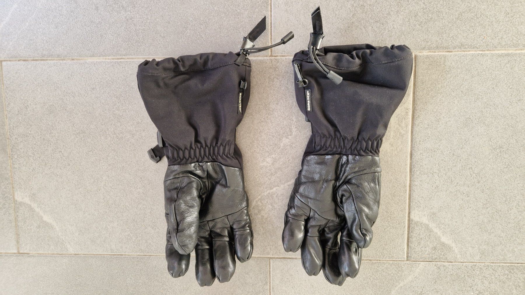 Black Diamond Altri accessori da uomo: Black Diamond mens ski gloves – Usato da Corseaux venduto da md_clark 1