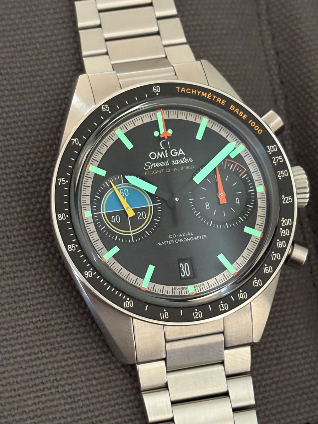 Omega Montres: OMEGA Speedmaster Pilot - Fullset mit Garantie – D'occasion à Birsfelden par Mynos 4