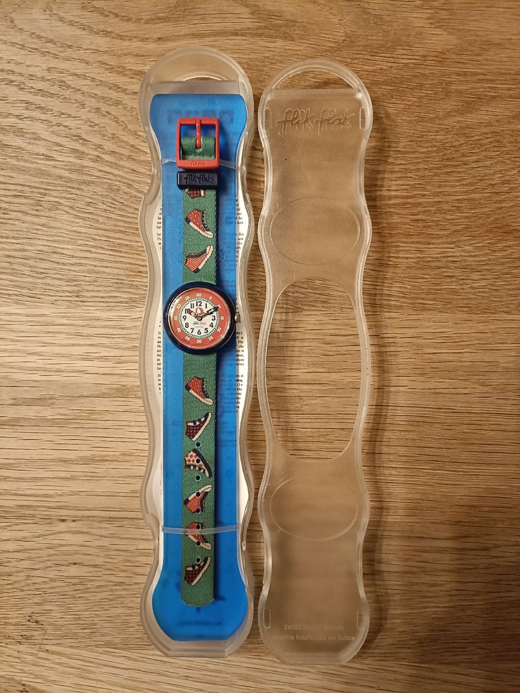 Flik Flak Uhren: Kinderuhr Flik Flak Motiv Sneaker – Gebraucht aus Langnau b. Reiden von Sesig.20