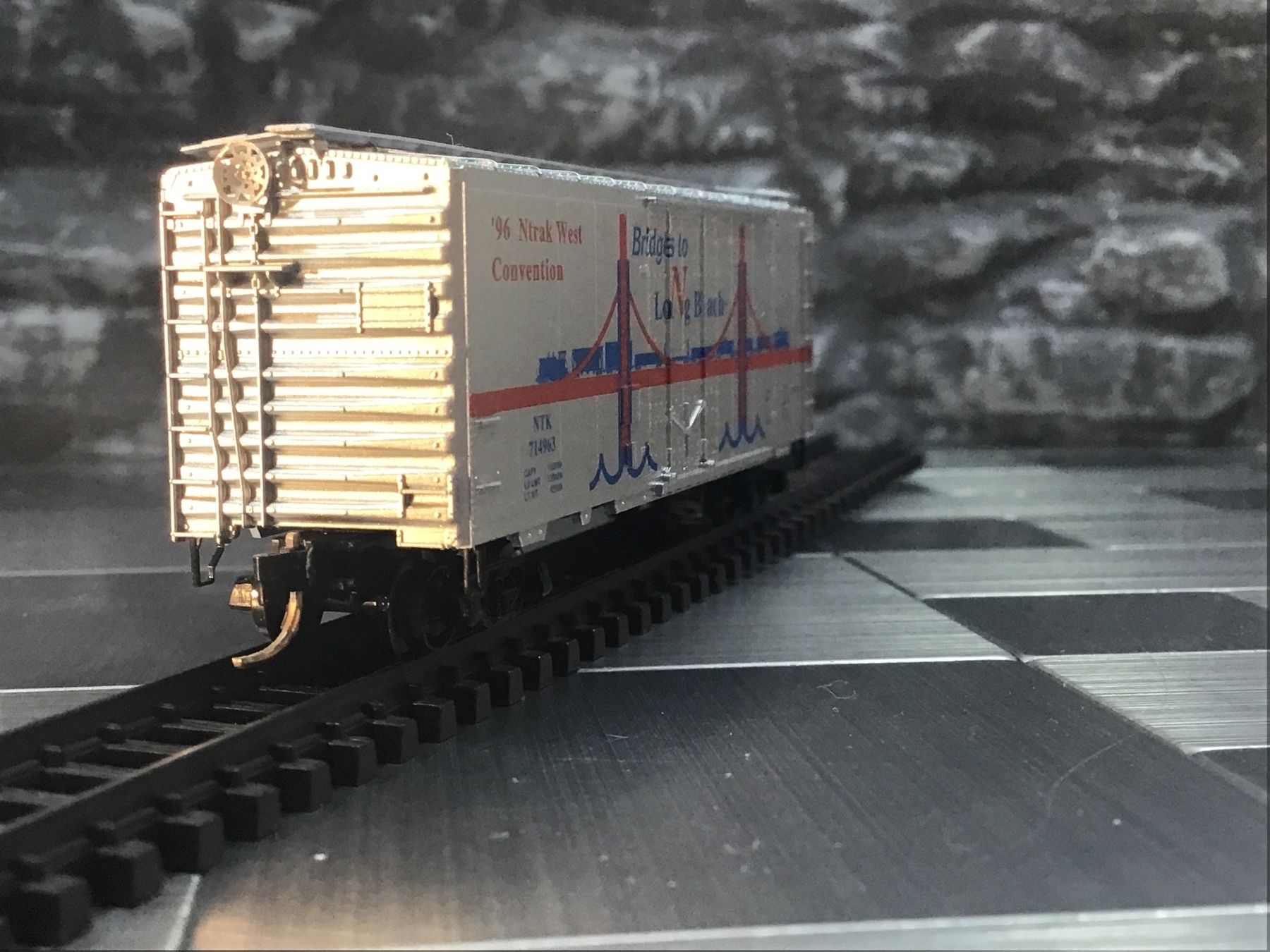 Micro Trains Line Modelleisenbahnen: MICRO TRAINS GÜTERWAGEN SPUR N – Gebraucht aus Männedorf von Modellbau-wyss