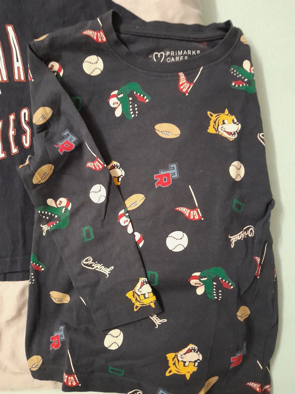 Chemises, T-shirts & Polos: Kinder Pullover Grösse 98 – D'occasion à Worb par Osterthal 1