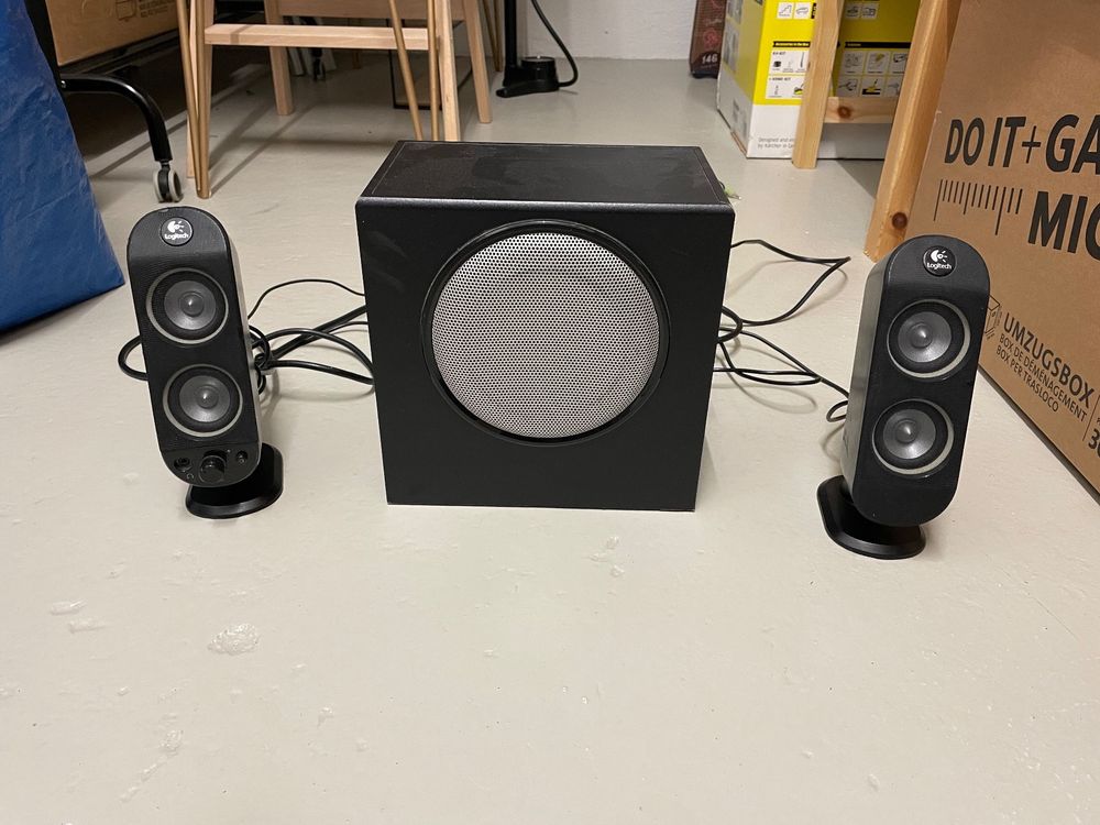 Logitech PC Speaker mit Subwoofer X230 Kaufen auf Ricardo