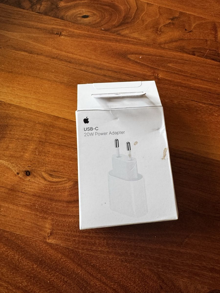 Apple Ladegeräte: Apple USB-C 20W Power Adapter NEU – Neu (gemäss Beschreibung) aus Zürich von inf_v5bs 3