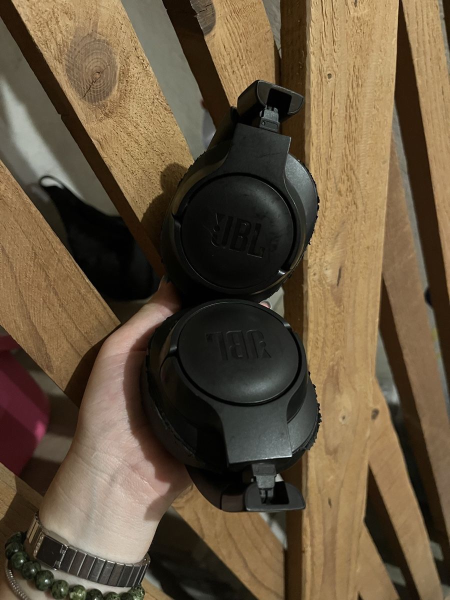 JBL Kopfhörer: Kopfhörer JBL schwarz  – Gebraucht aus Lausen von annikaa.graf