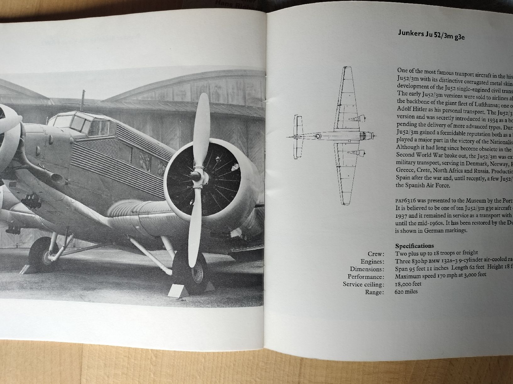 Documenti: Handbuch von 1977 , Kriegsmuseum Duxford – Usato da Schwanden Sigrisw venduto da cadieux71 8