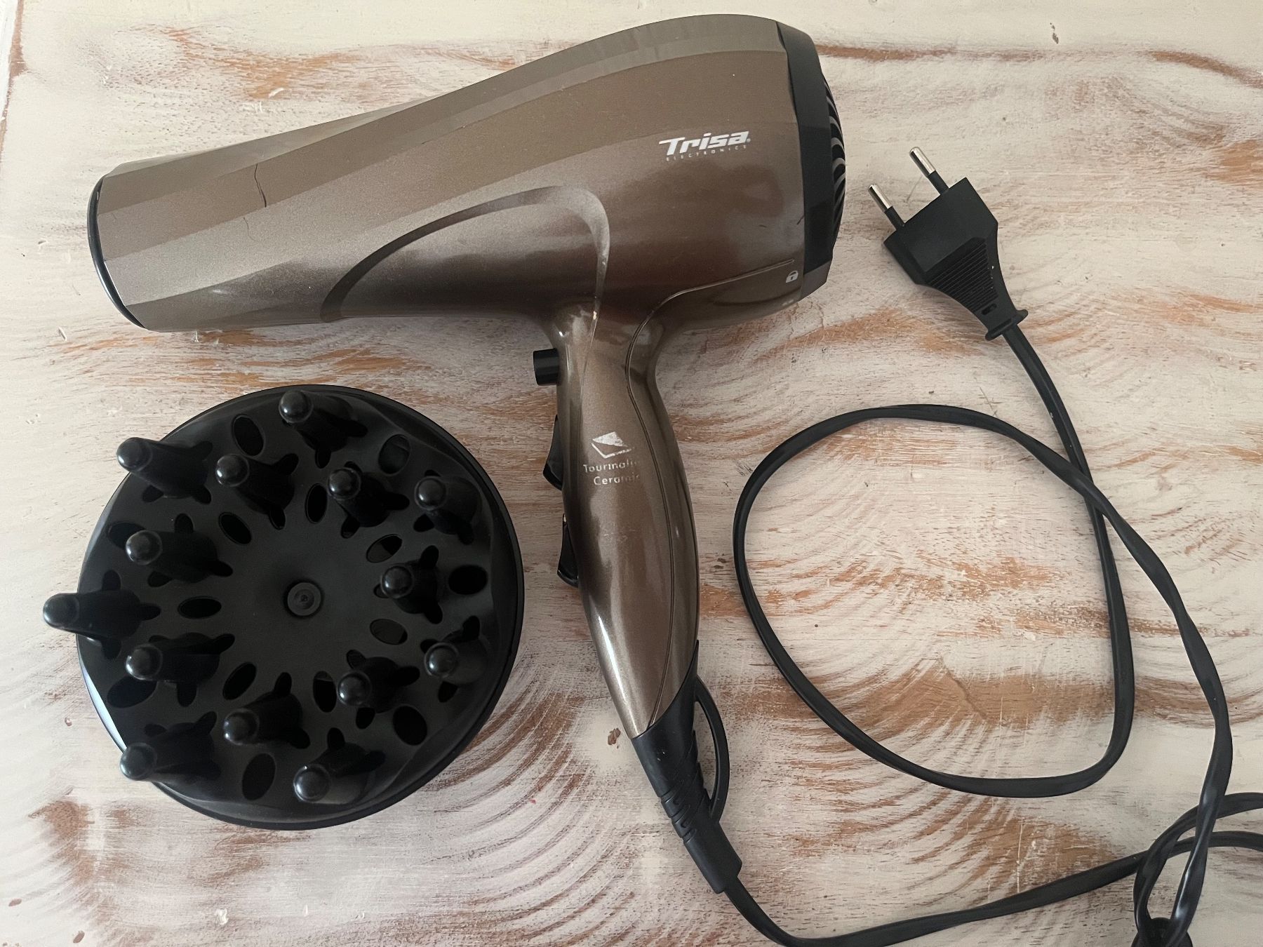Trisa Sèche-cheveux: Trisa Haartrockner mit Difusor – D'occasion à Bülach par creami
