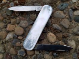 altes Sackmesser VICTORIA Perlmutt- Taschenmesser Couteau