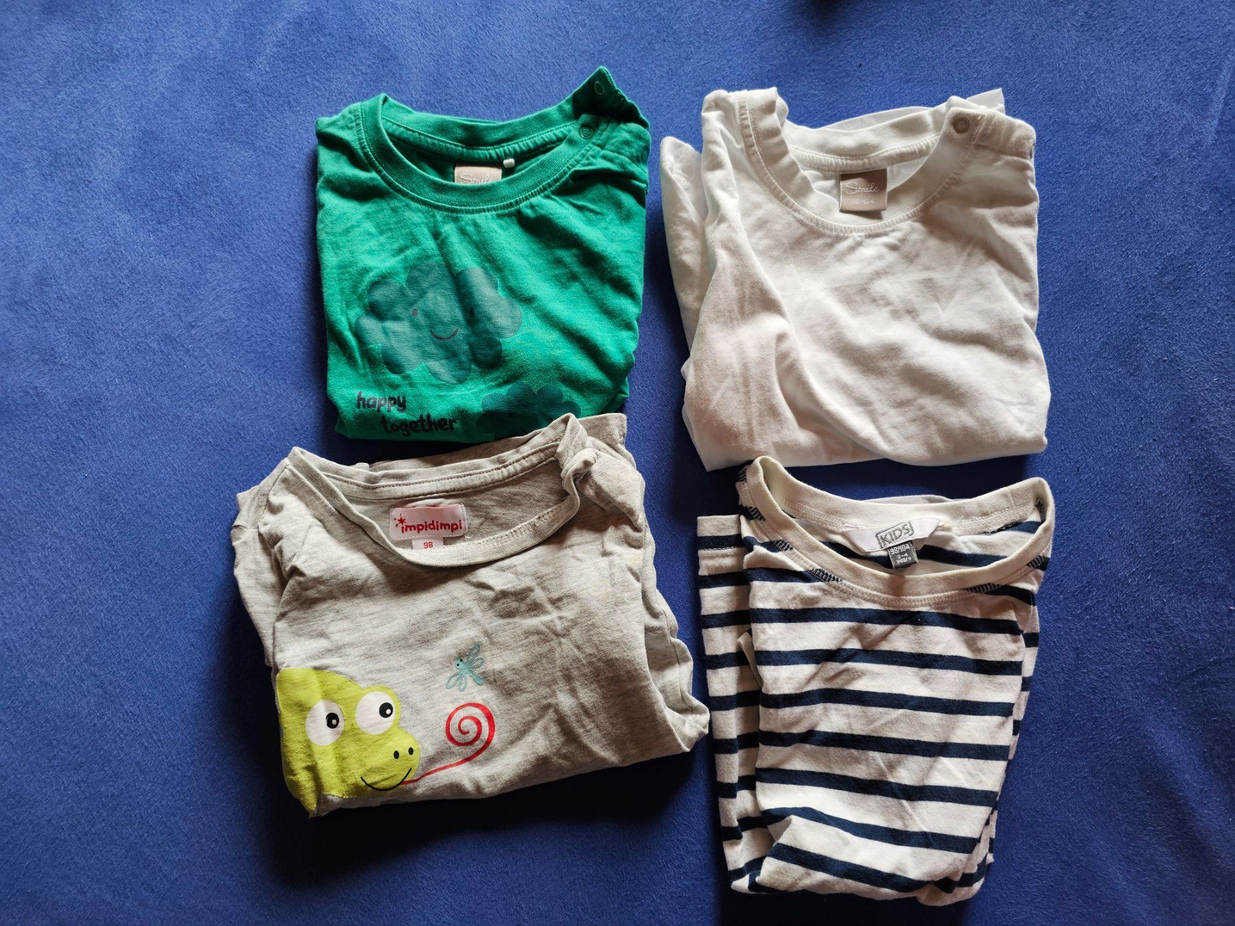 Lotti & Set di vestiti: Kleiderpaket Kinder 98/104 – Usato da Frauenkappelen venduto da Iceman 3