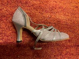 Tanz Schuhe