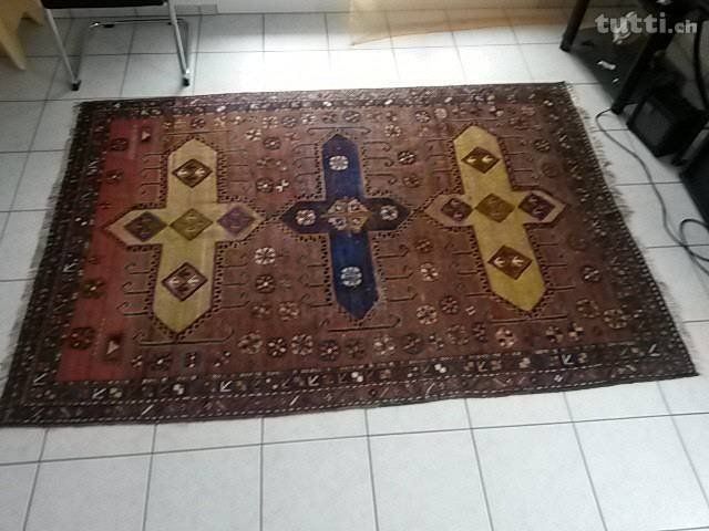 Tappeti: Antiker Handgeknüpfter Teppich, NP. CHF 7800.- – Usato da Fulenbach venduto da Artista