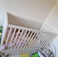 Babybett mit sehr viel Zubehör