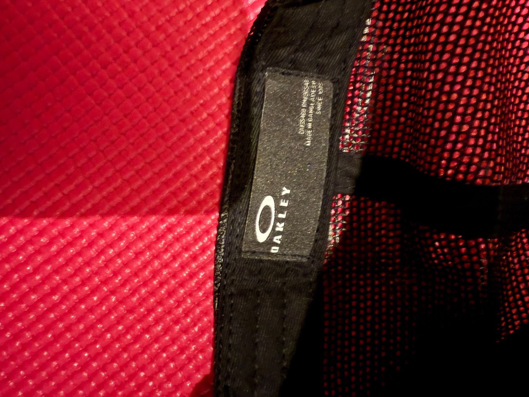 Oakley Hüte, Mützen & Caps: Oakley Cap Schwarz NEU One Size mit Logo – Neu und originalverpackt aus Merishausen von Nickbm12 2