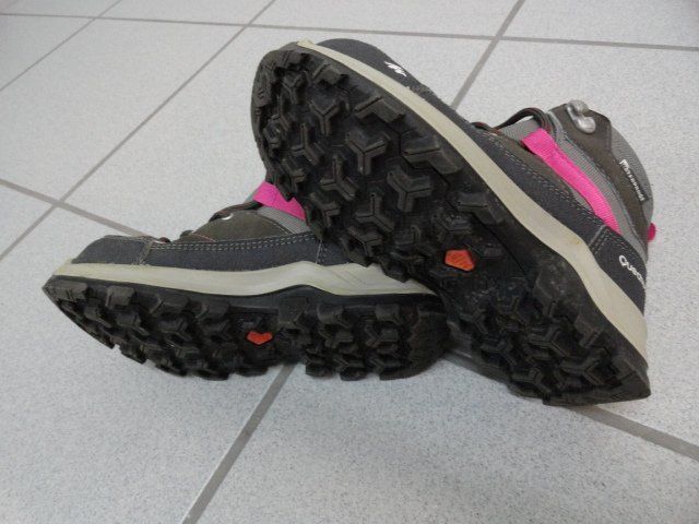 Schuhe für Mädchen: Schuhpaket Mädchen, Gr. 31 – Gebraucht aus Wil SG von Zwillinge0 6