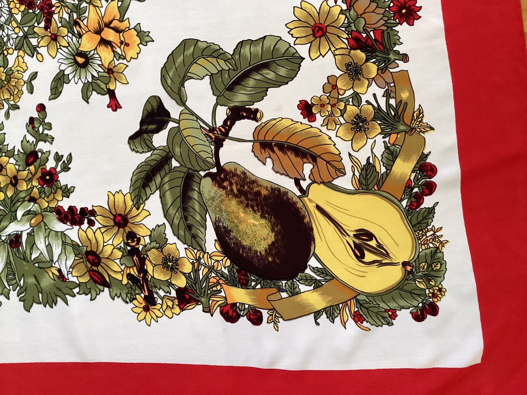 Foulard & Sciarpe: Damenseidenfoulard XXL – Usato da Salenstein venduto da Esprit57 1