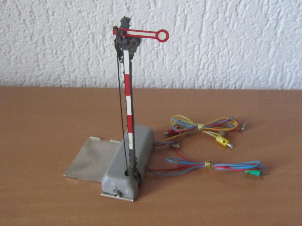 Märklin H0 - 70412 - Attachments - Execution signal with Märklin H0 - 70412 - Attachments - Execution signal with