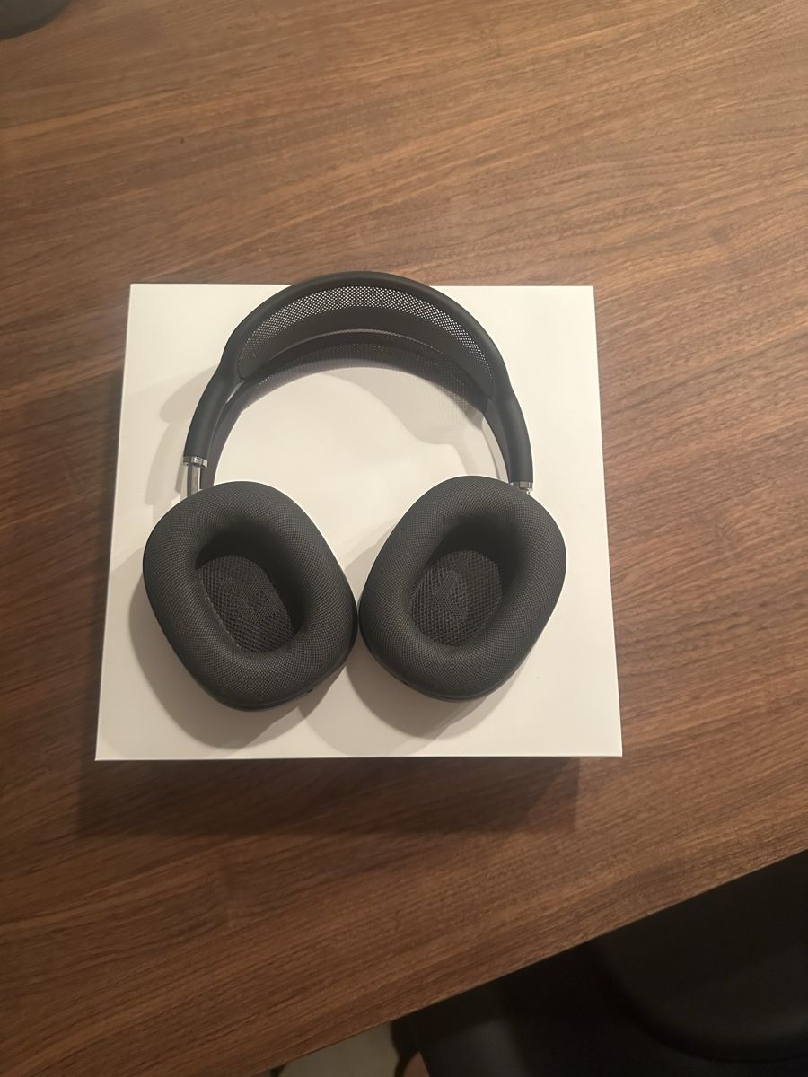 Apple Kopfhörer: Airpods Max 1. Gen Lightning Kabel – Neu (gemäss Beschreibung) aus Erlenbach ZH von noa_sxw8 2