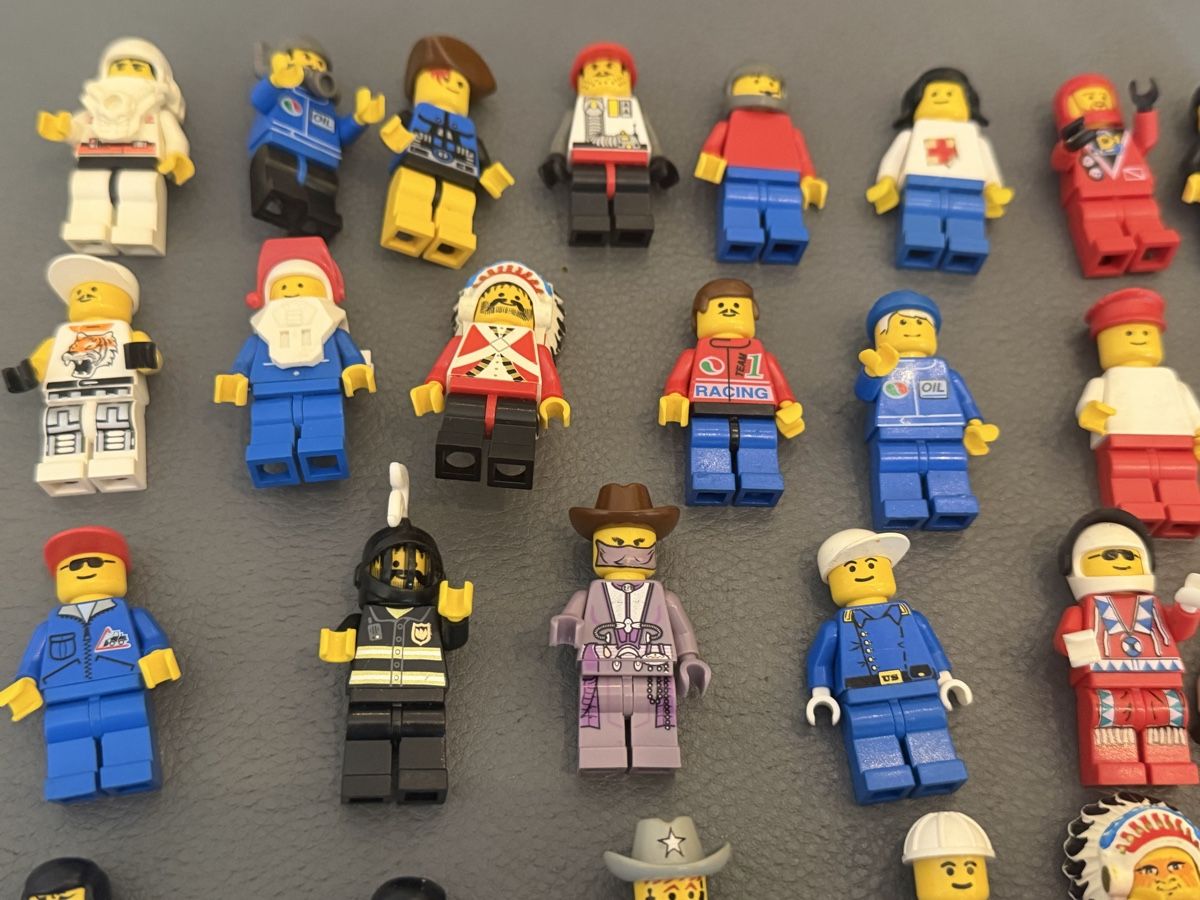 Lego Kit di costruzioni: 35 Lego Minifiguren Set  – Usato da Deitingen venduto da Himhip 1