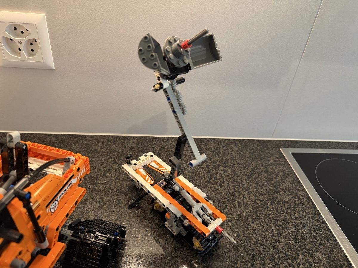 Lego Kit di costruzioni: Lego Technik Arktis Kettenfahrzeug 42038 2 – Usato da airolo venduto da unimo78 3
