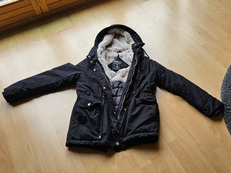 Warmer Winterparka Gr. M, Kunstfell, schwarz