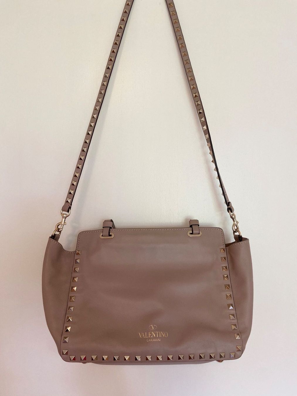 Valentino Borse da donna: Valentino Garavani Rockstud Bag Small – Usato da Jonen venduto da Lux.K. 2