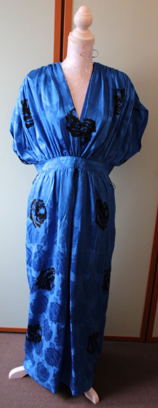 Vestiti: Kleid (BE) – Usato da Schaan venduto da antikes_und_kurioses
