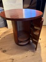 Runder Beistelltisch mit Türe, Holz
