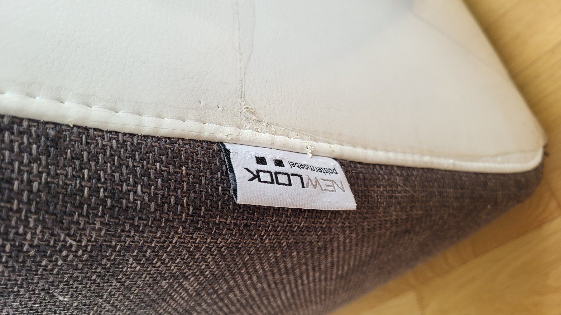 Divani: Lounge-Sofa, Kunstleder-Stoff von NewLook – Usato da Basel venduto da Di_Key 4
