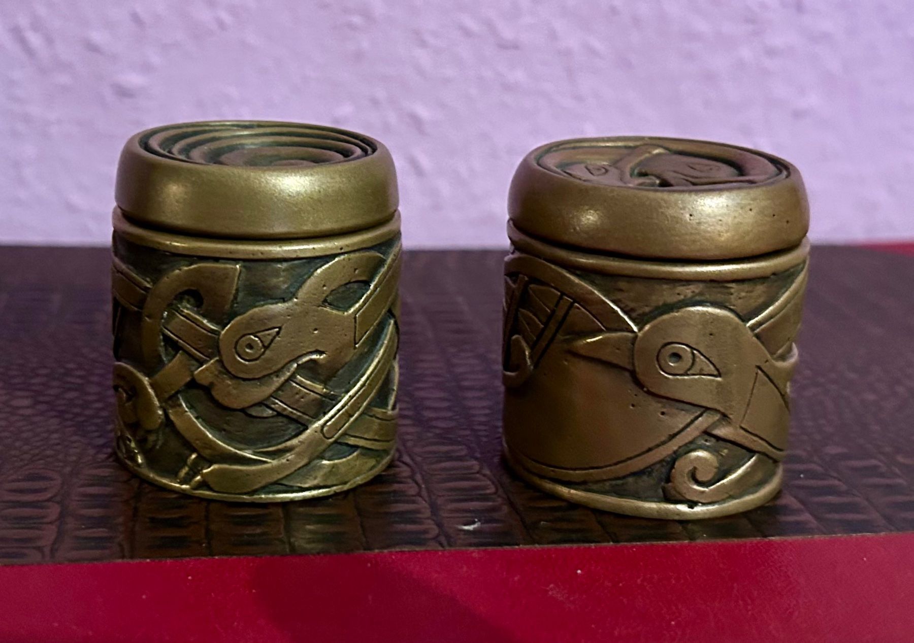 Sonstige Kosmetik & Pflege: 2 boîtes celtiques en métal – Gebraucht aus Petit-Lancy von Pierre_le_voyageur 2