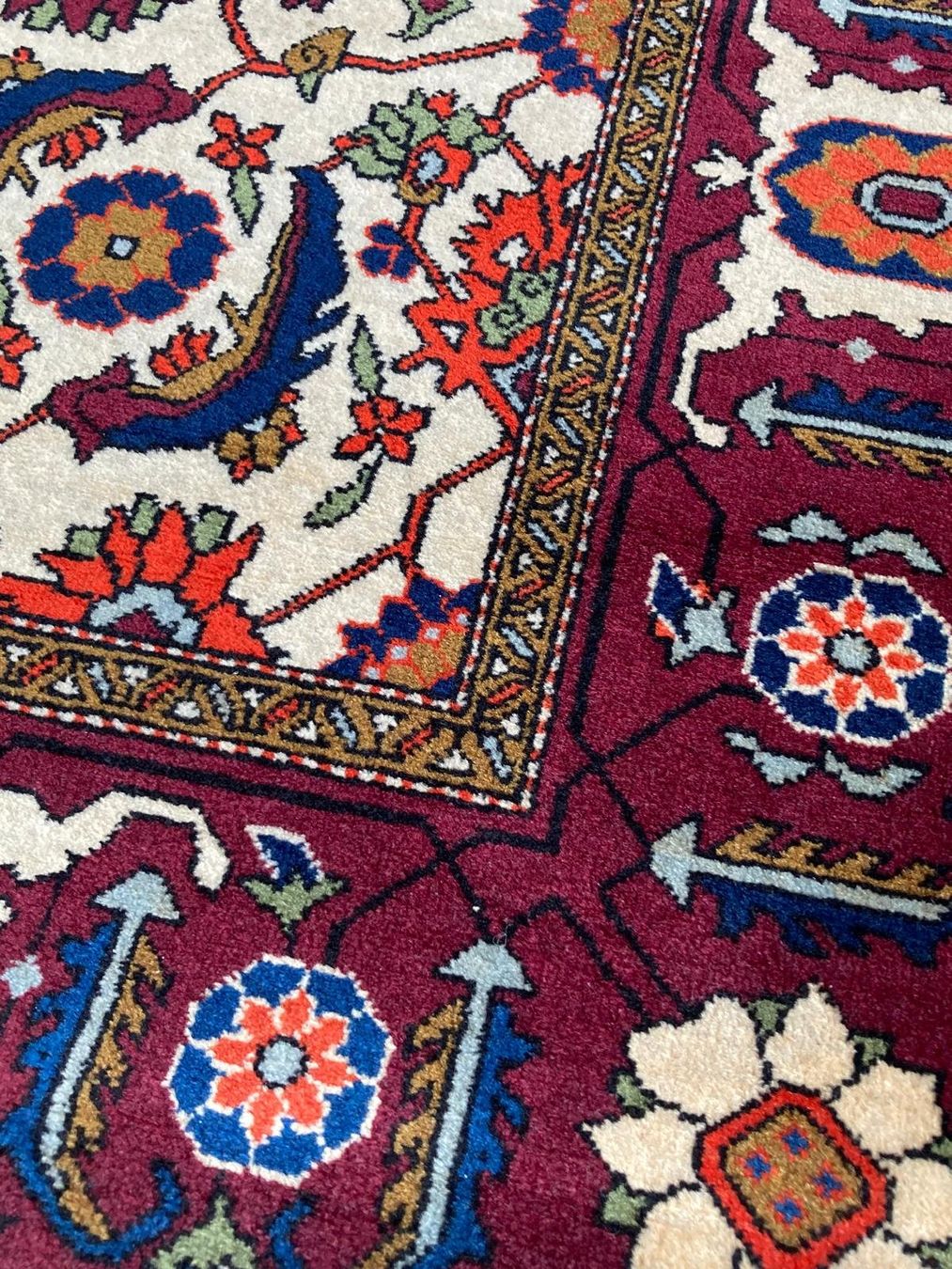 Tapis: Orientteppich Grösse 150cm x 105cm – D'occasion à Niederhelfenschwil par Chleeblatt1938 2