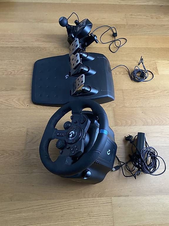 Logitech Controller: Logitech Racing Lenkrad mit Schaltung – Gebraucht aus Rupperswil von wesley-rc207 1
