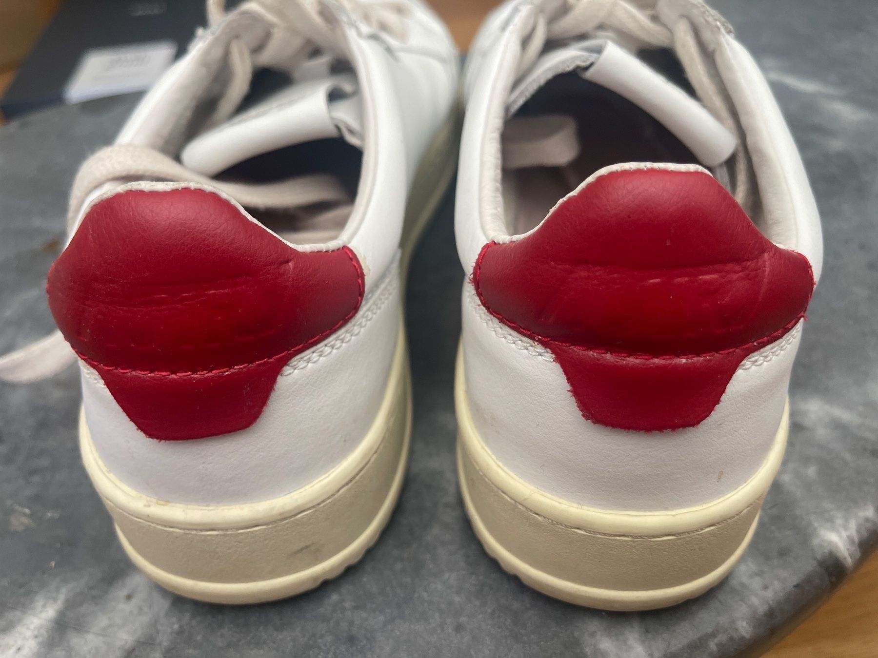 Herrenschuhe: Sneaker Autry Medalist 41 – Gebraucht aus Dielsdorf von nicolicious 2